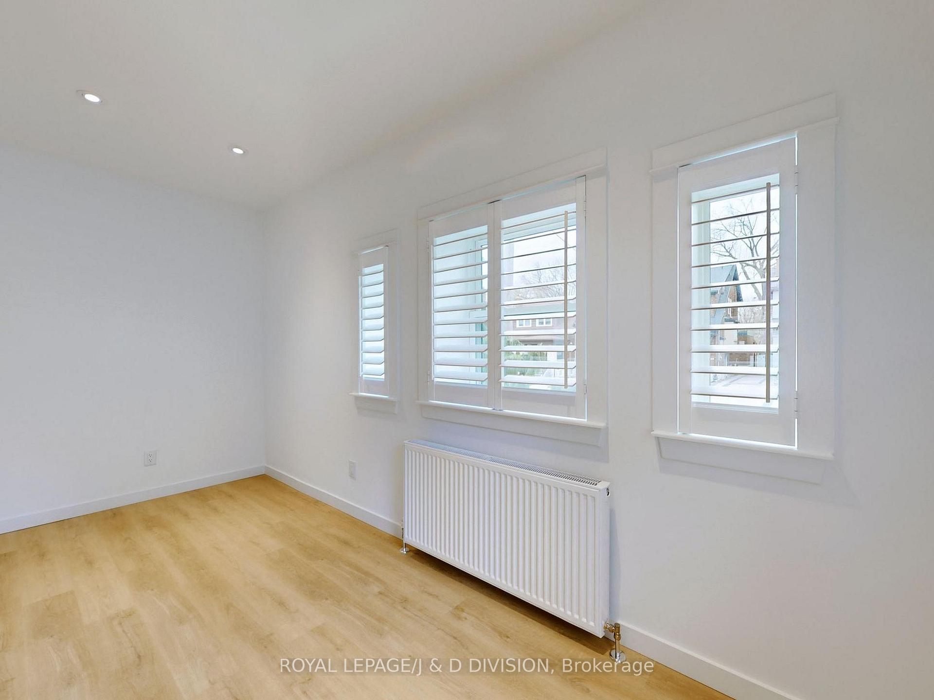 Photo 15 of Unit 2, 17 Humewood Drive, Toronto, Humewood-Cedarvale — HOMEH