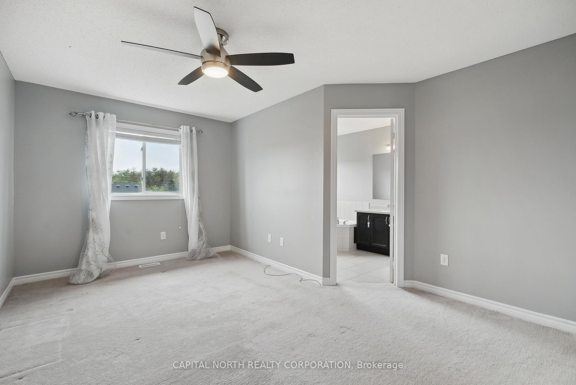 Photo 32 of 36 Lancaster Court, Barrie, Innis-Shore — HOMEH