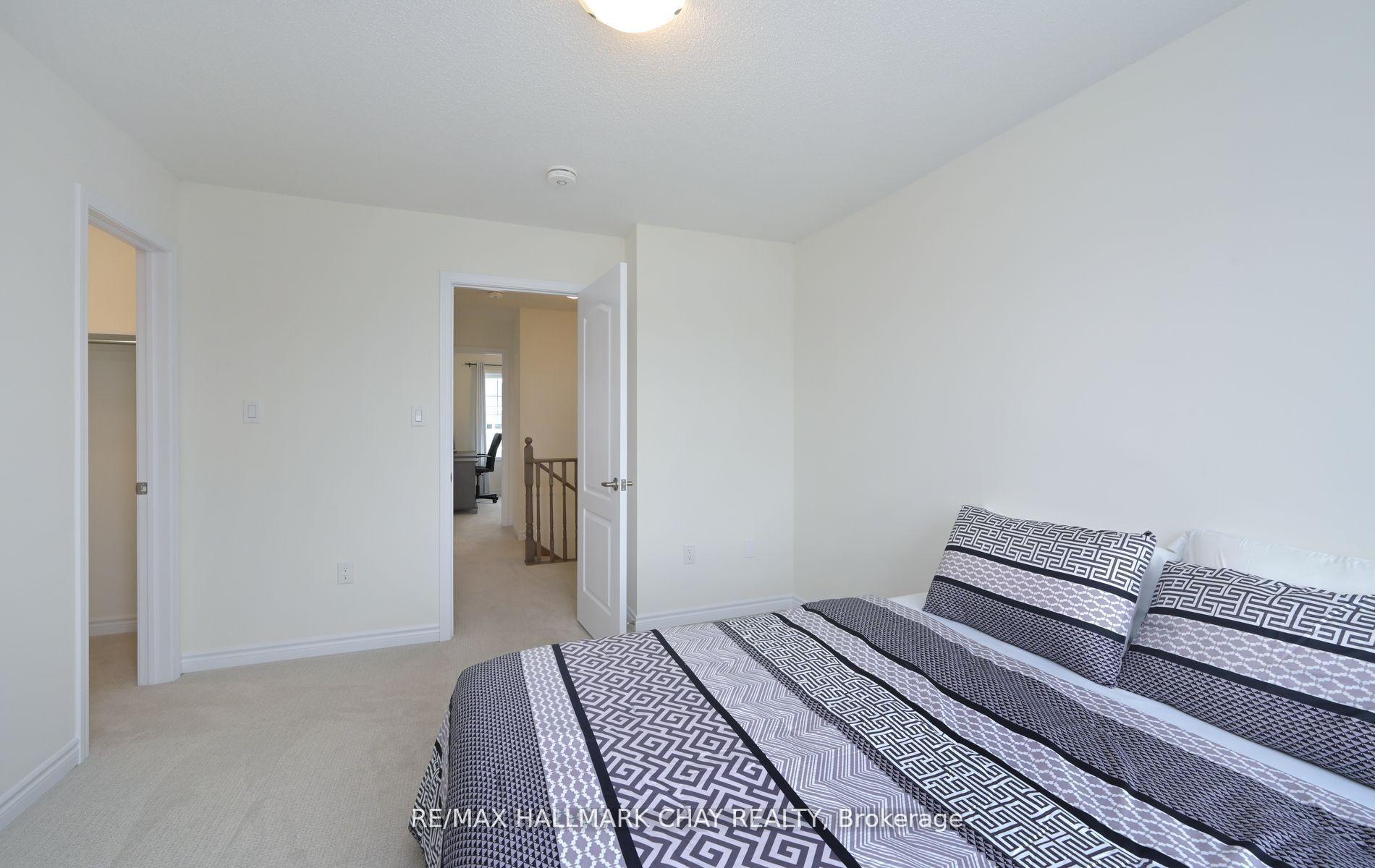 Photo 6 of 22 Abby Drive, Wasaga Beach — HOMEH