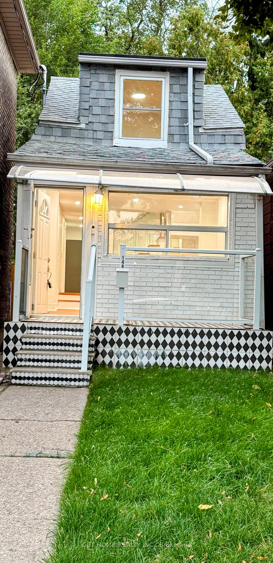 Front of 148 Barrington Avenue