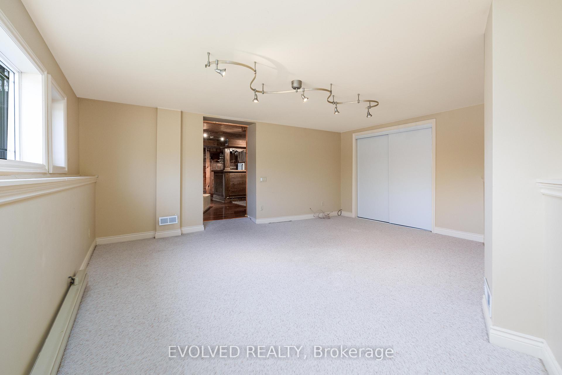 Photo 15 of Unit Lower level, 40 Rosemount Avenue, Markham, Thornhill — HOMEH
