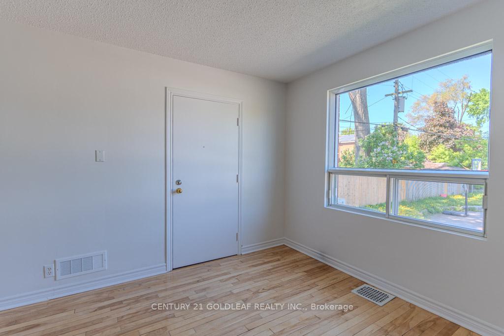 Photo 26 of Unit Unit 2, 361 Gougeon Street, Ottawa, Vanier — HOMEH