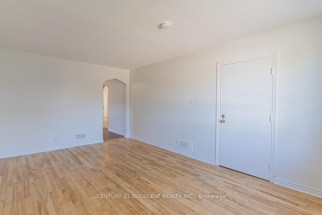 Photo 2 of Unit Unit 2, 361 Gougeon Street, Ottawa, Vanier — HOMEH