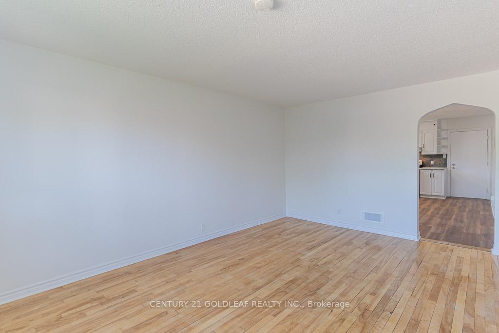 Photo 3 of Unit Unit 2, 361 Gougeon Street, Ottawa, Vanier — HOMEH