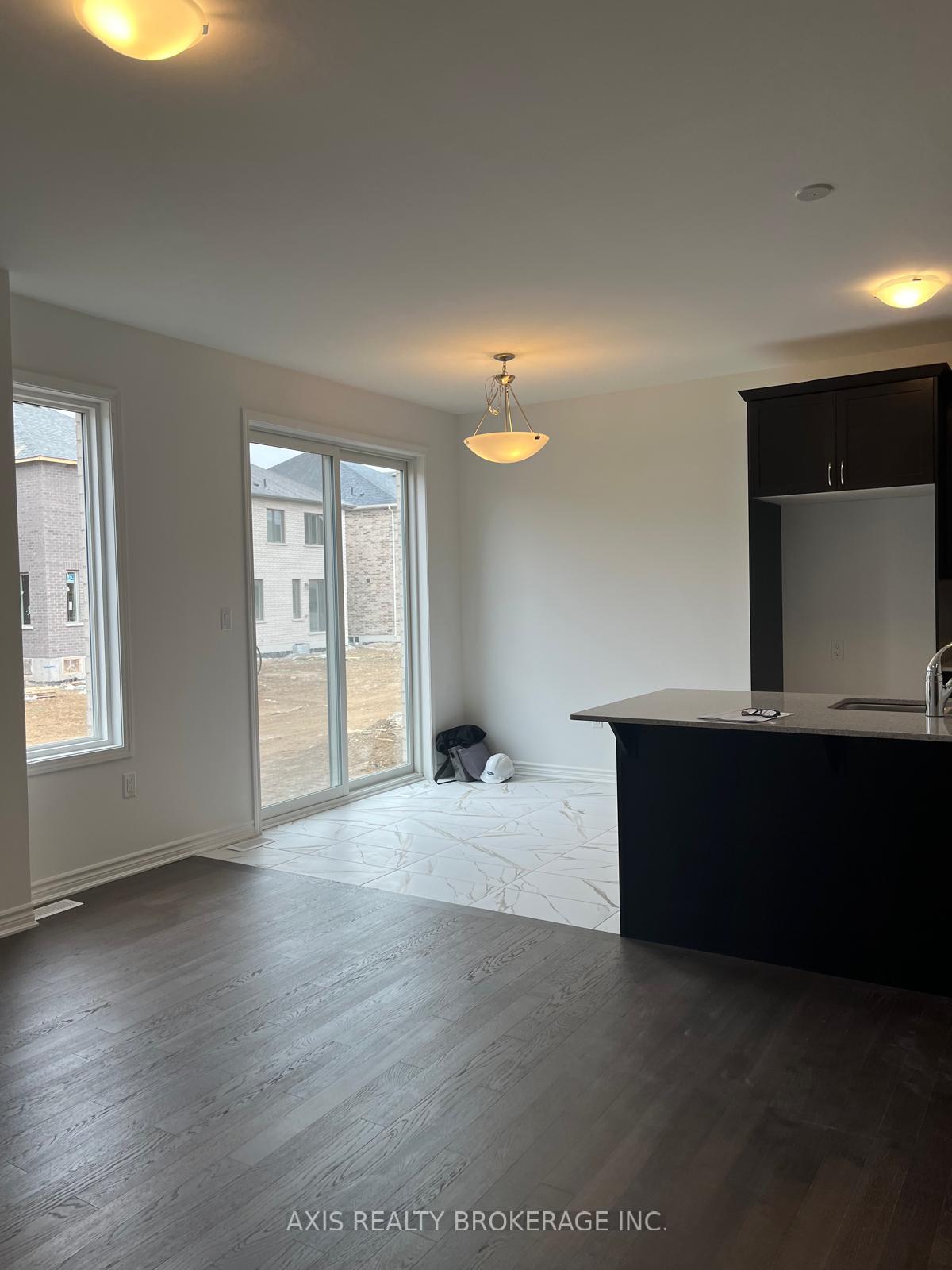 Photo 2 of 371 Reid Drive, Barrie, Rural Barrie Southeast — HOMEH
