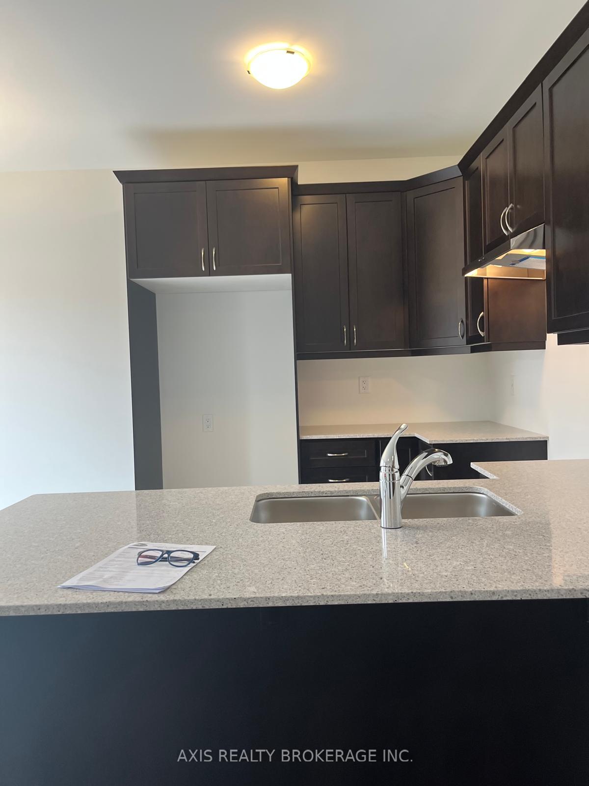 Photo 3 of 371 Reid Drive, Barrie, Rural Barrie Southeast — HOMEH