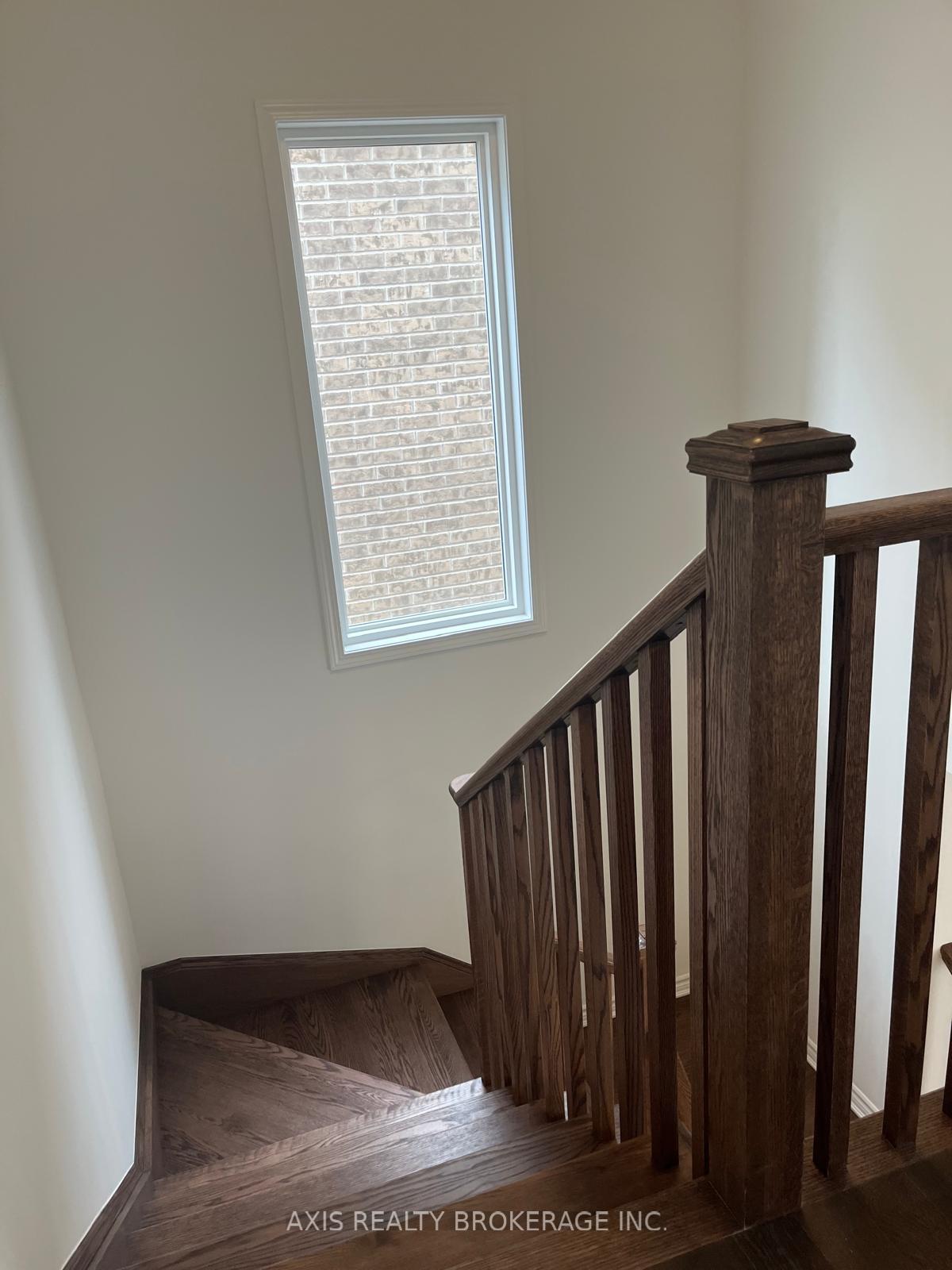 Photo 4 of 371 Reid Drive, Barrie, Rural Barrie Southeast — HOMEH