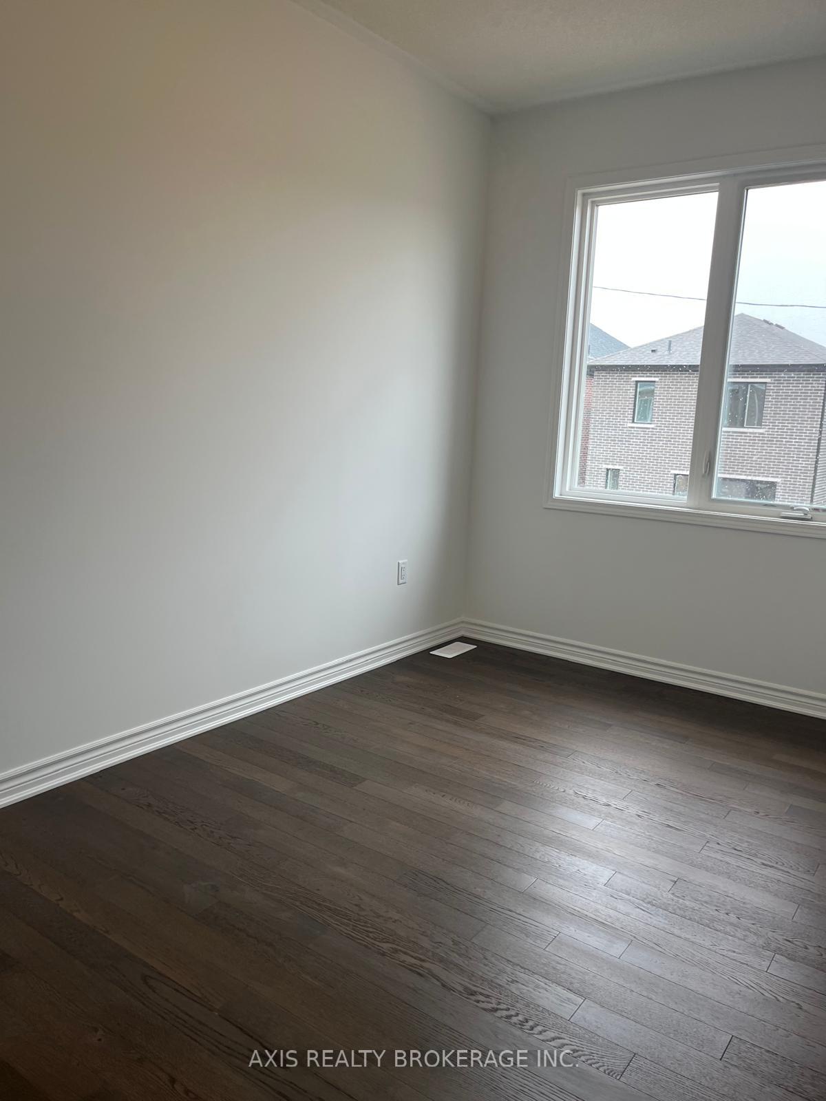 Photo 11 of 371 Reid Drive, Barrie, Rural Barrie Southeast — HOMEH