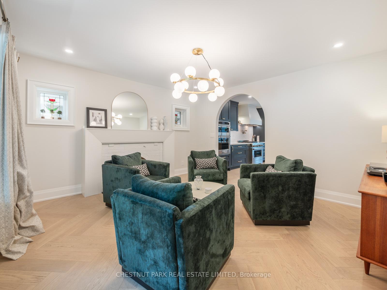 Photo 24 of 14 Southwood Drive, Toronto, The Beaches — HOMEH