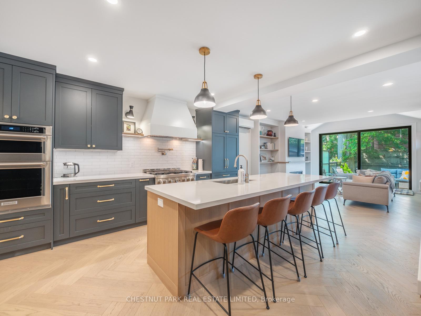 Photo 20 of 14 Southwood Drive, Toronto, The Beaches — HOMEH