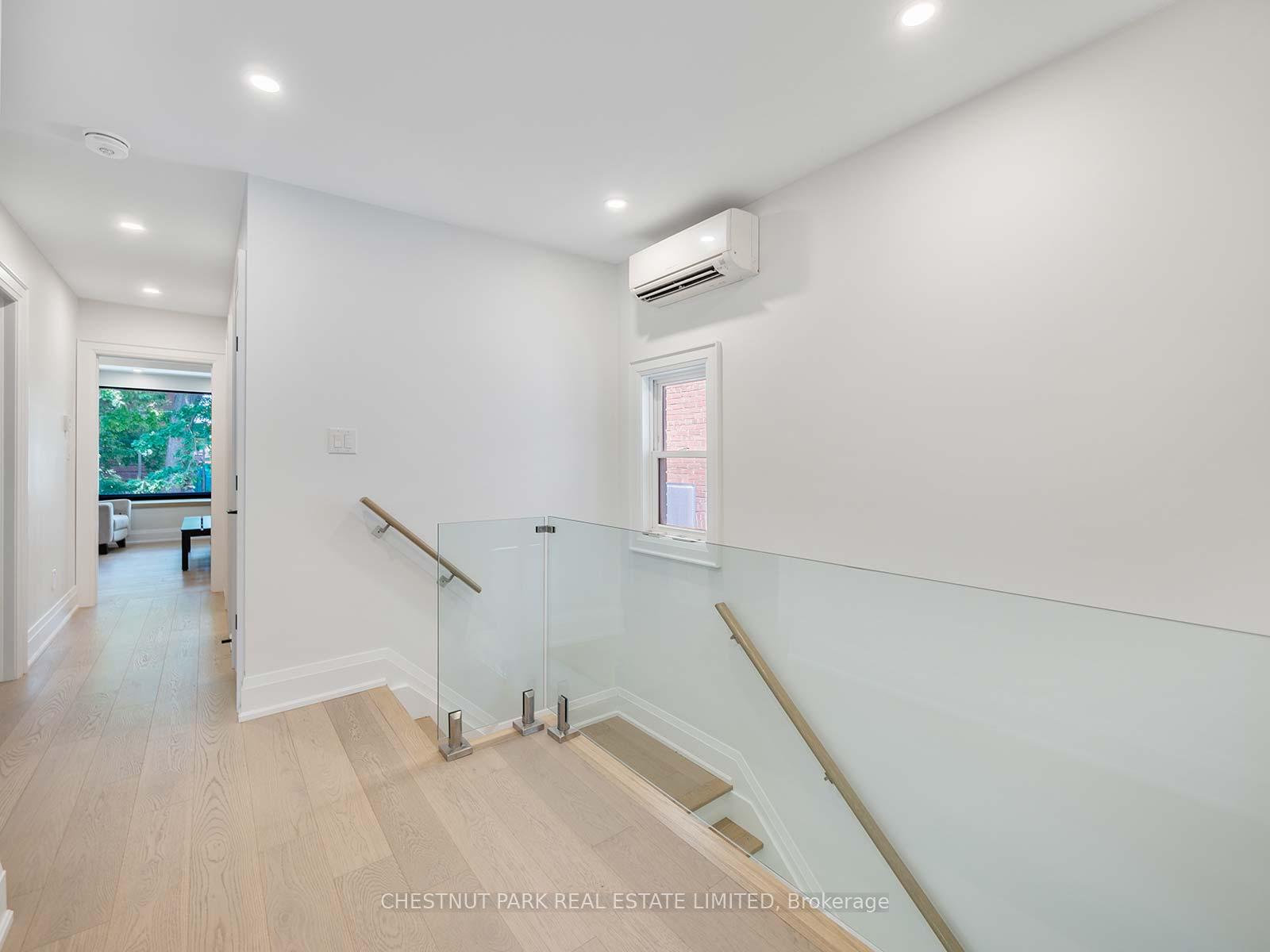 Photo 9 of 14 Southwood Drive, Toronto, The Beaches — HOMEH