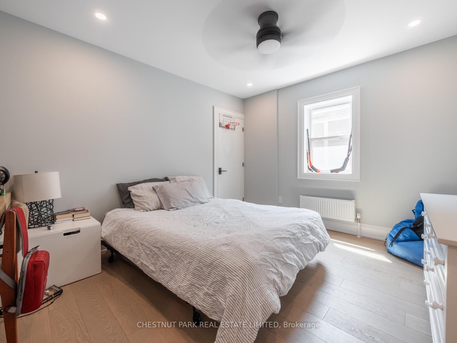 Photo 16 of 14 Southwood Drive, Toronto, The Beaches — HOMEH