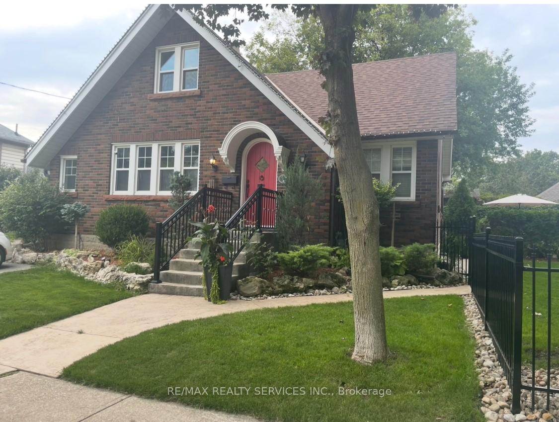 Photo 1 of Unit Lower, 2 Craig Street, Brampton, Downtown Brampton — HOMEH