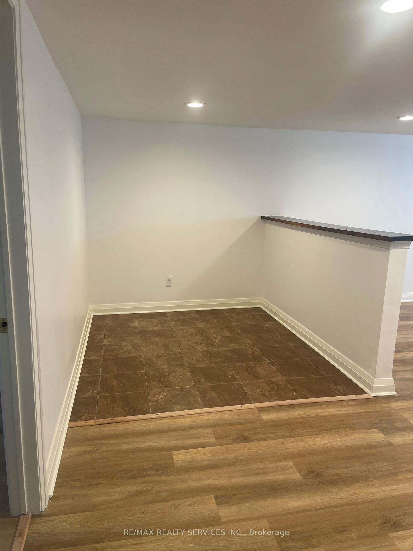 Photo 7 of Unit Lower, 2 Craig Street, Brampton, Downtown Brampton — HOMEH