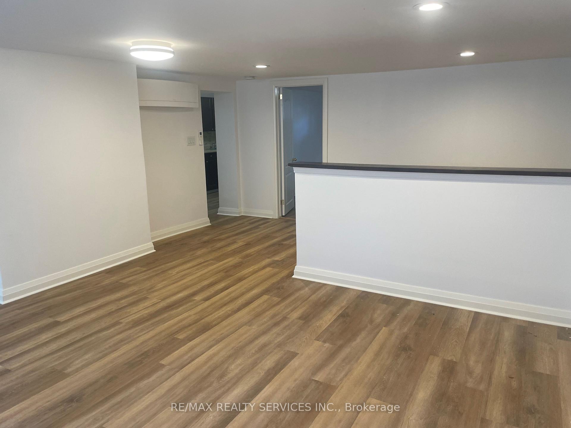 Photo 2 of Unit Lower, 2 Craig Street, Brampton, Downtown Brampton — HOMEH