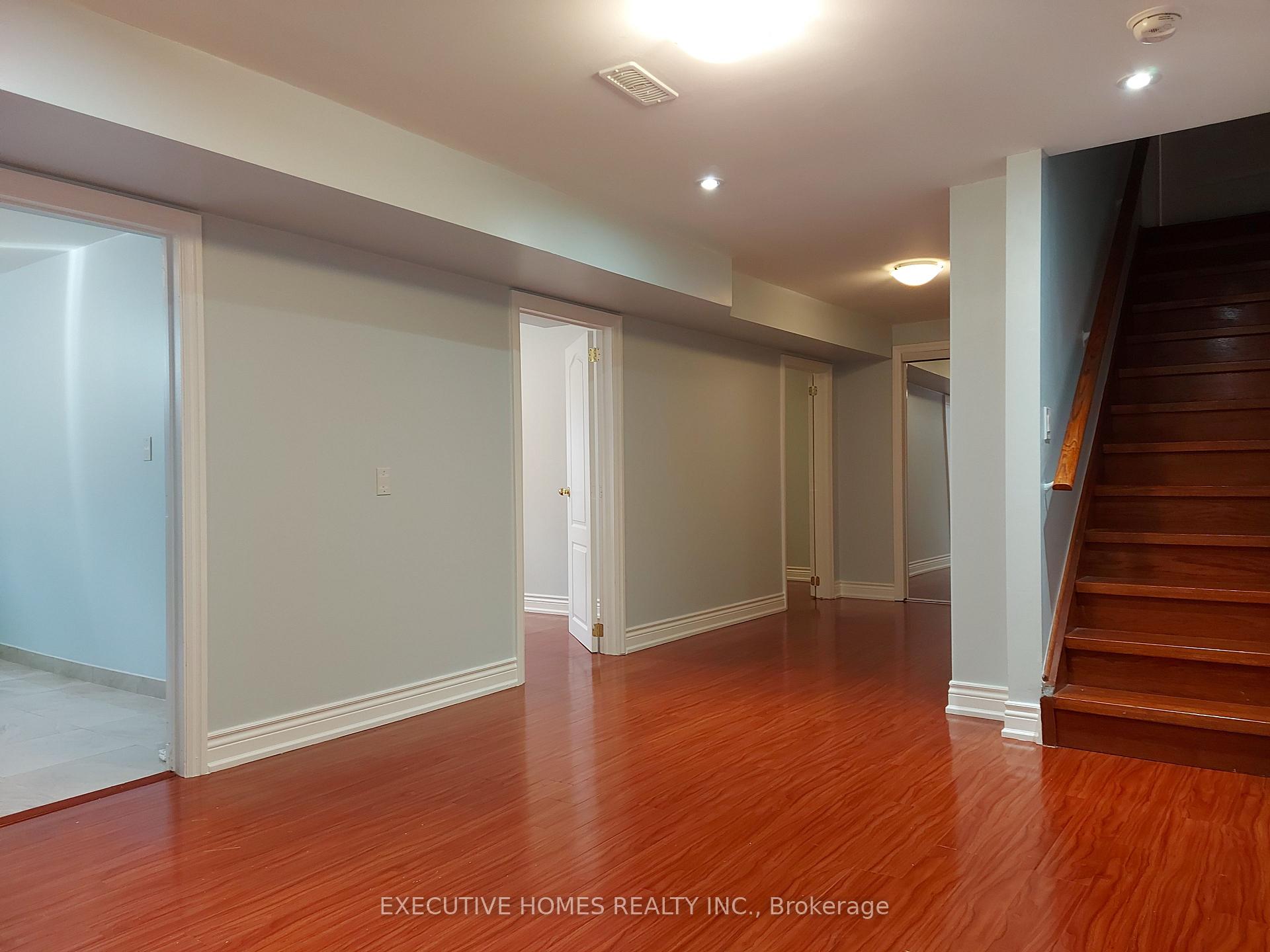 Photo 9 of 1865 Misthollow Drive, Pickering, Duffin Heights — HOMEH