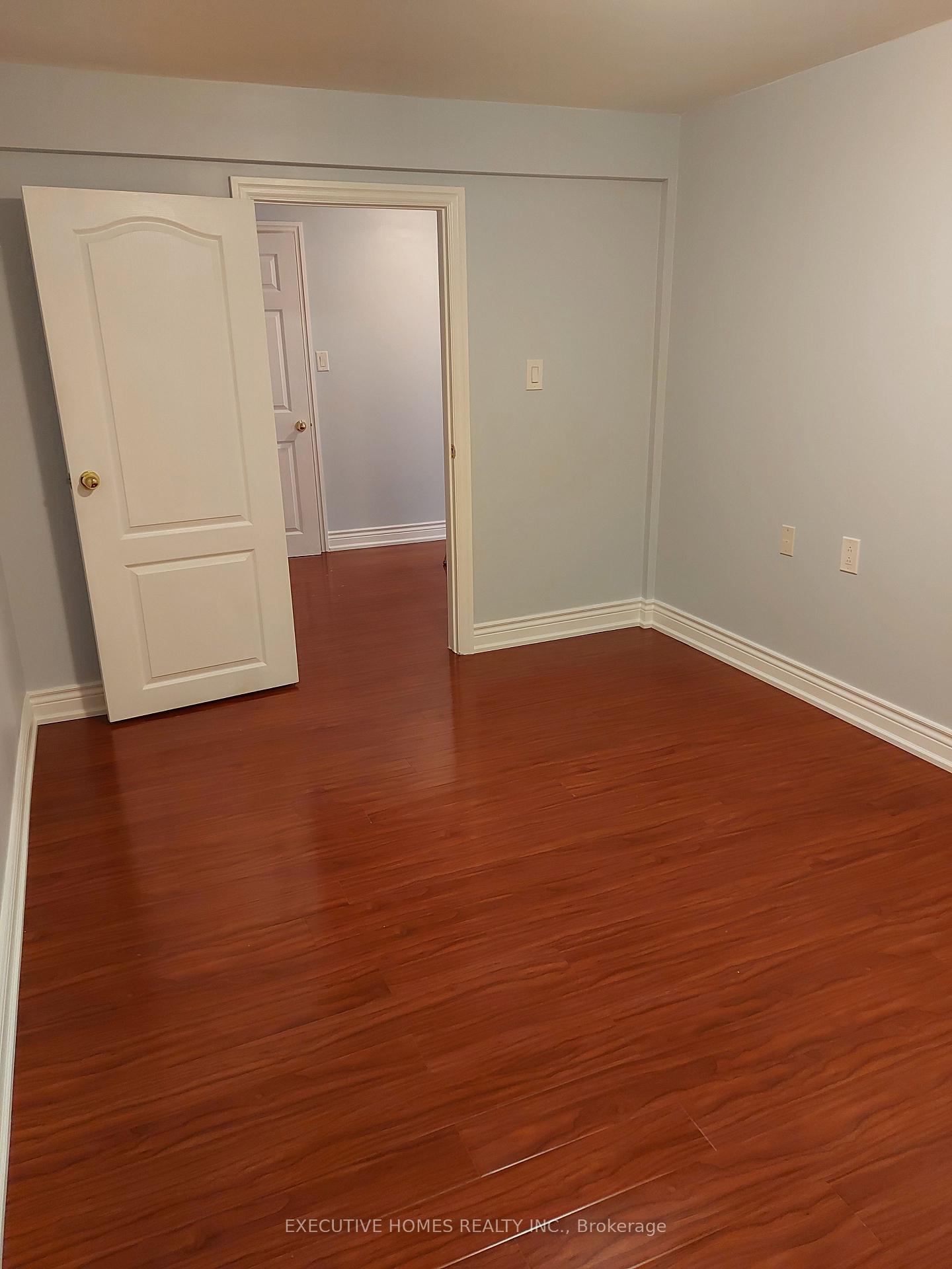 Photo 10 of 1865 Misthollow Drive, Pickering, Duffin Heights — HOMEH