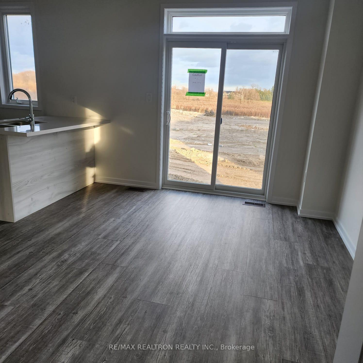 Photo 7 of 1531 Wheatcroft Drive, Oshawa, Kedron — HOMEH