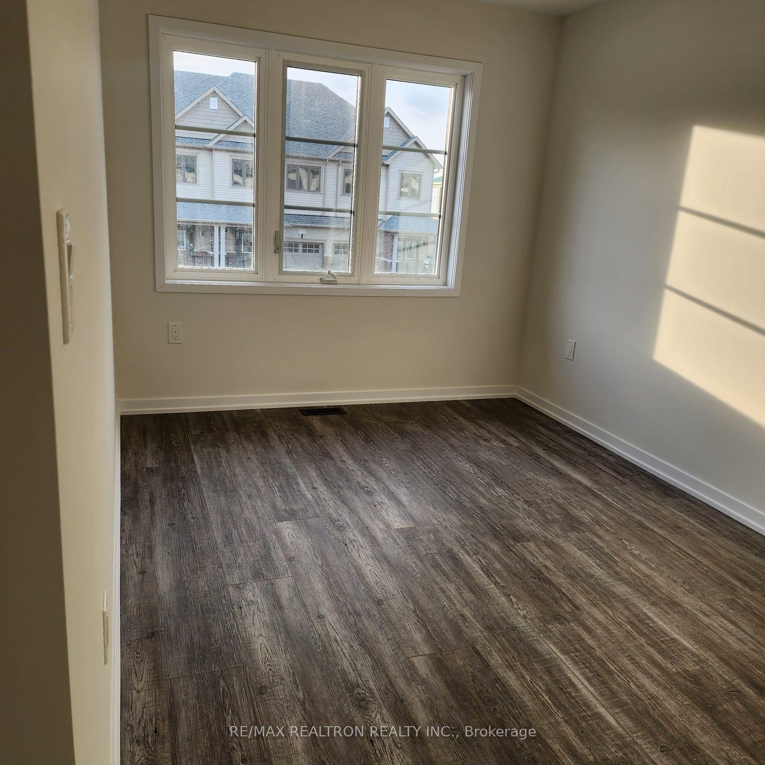Photo 23 of 1531 Wheatcroft Drive, Oshawa, Kedron — HOMEH
