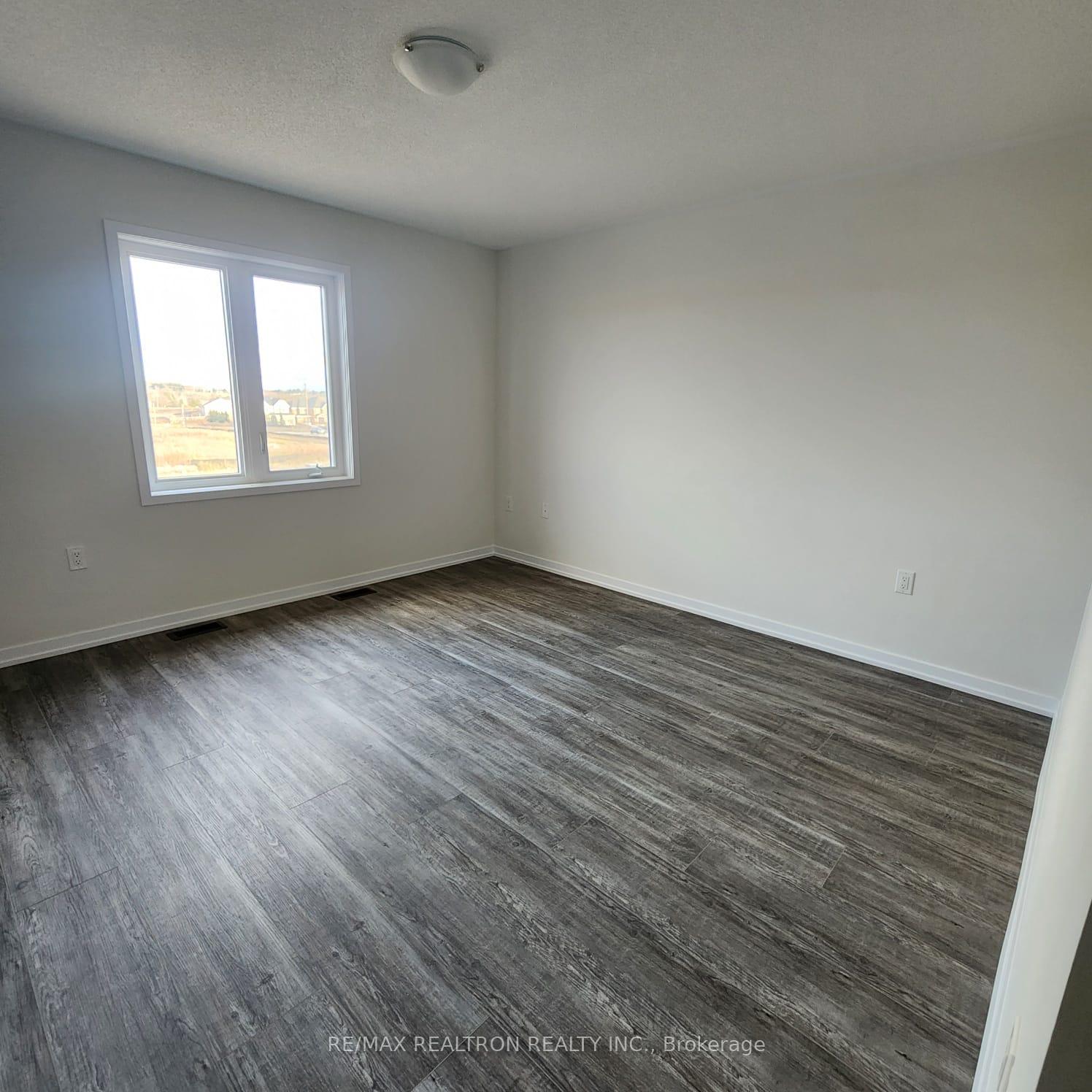 Photo 29 of 1531 Wheatcroft Drive, Oshawa, Kedron — HOMEH