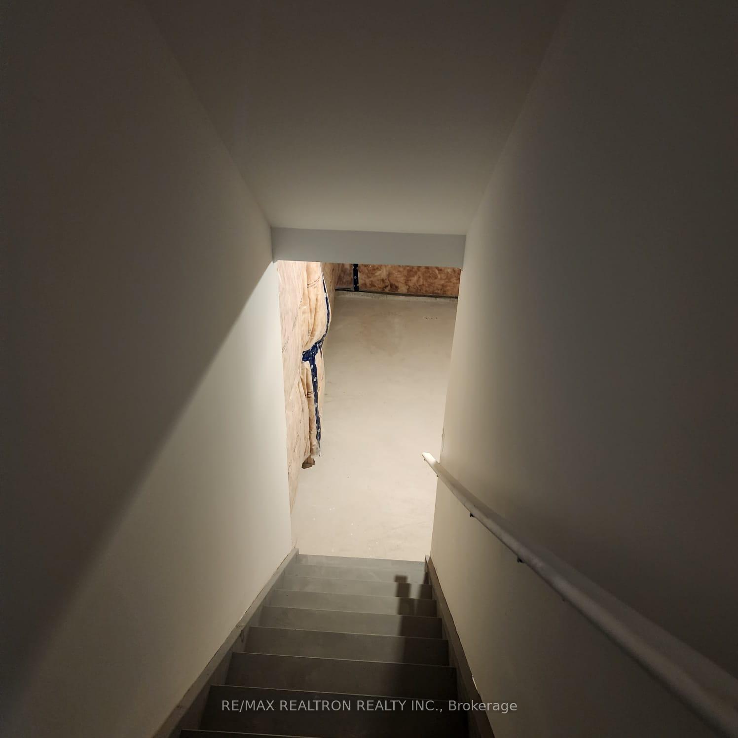 Photo 28 of 1531 Wheatcroft Drive, Oshawa, Kedron — HOMEH