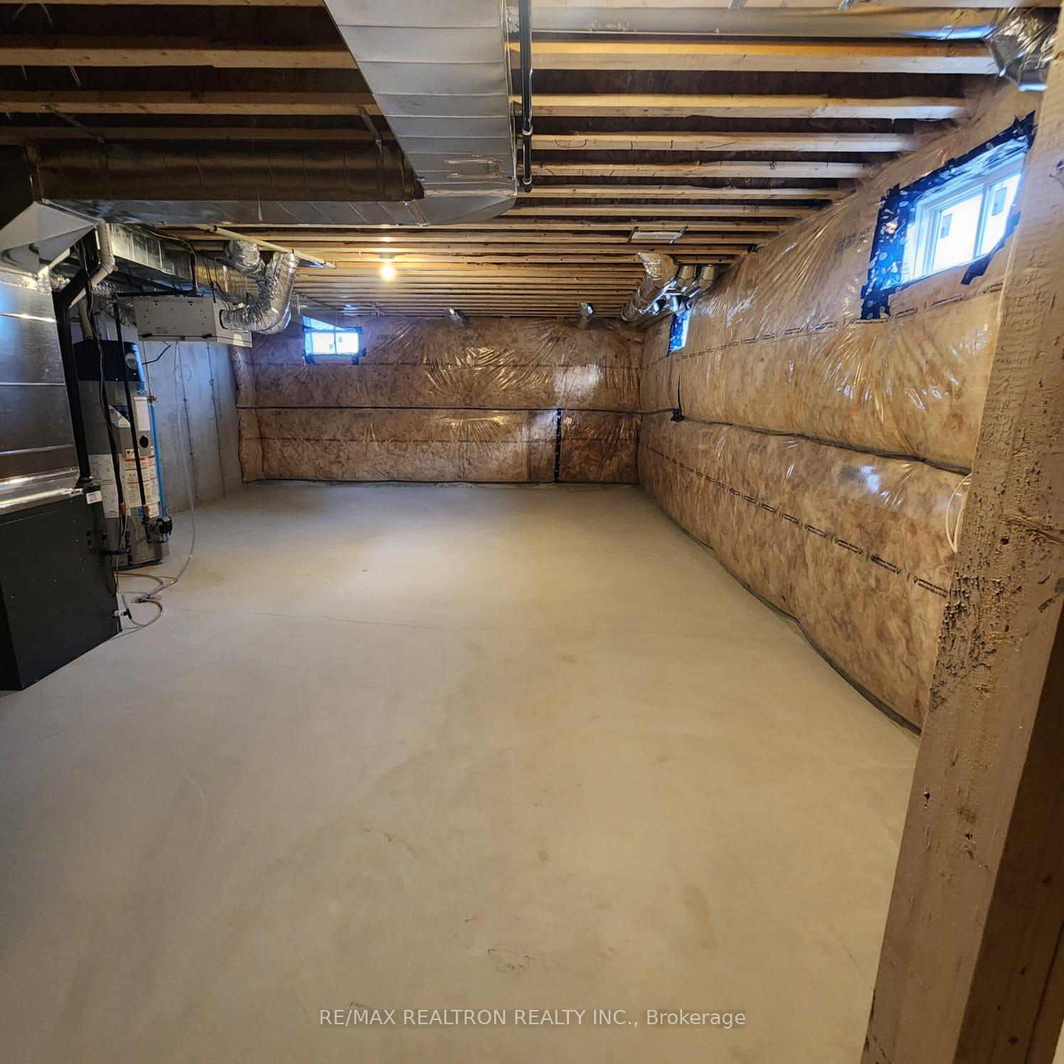 Photo 16 of 1531 Wheatcroft Drive, Oshawa, Kedron — HOMEH