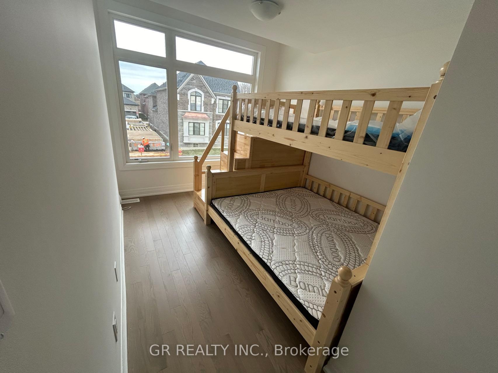 Photo 2 of Unit Room 2, 21 Jack Carson Drive, Markham, Cornell — HOMEH