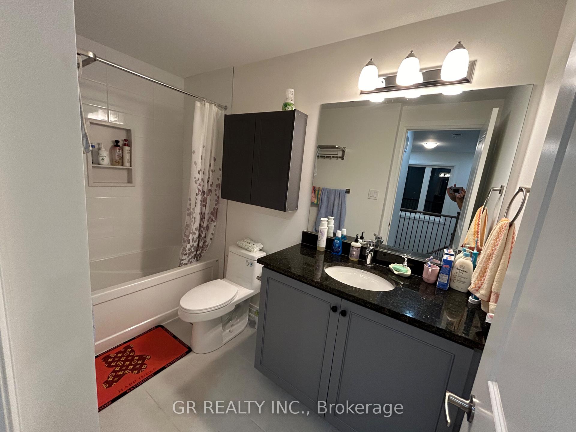 Photo 4 of Unit Room 2, 21 Jack Carson Drive, Markham, Cornell — HOMEH