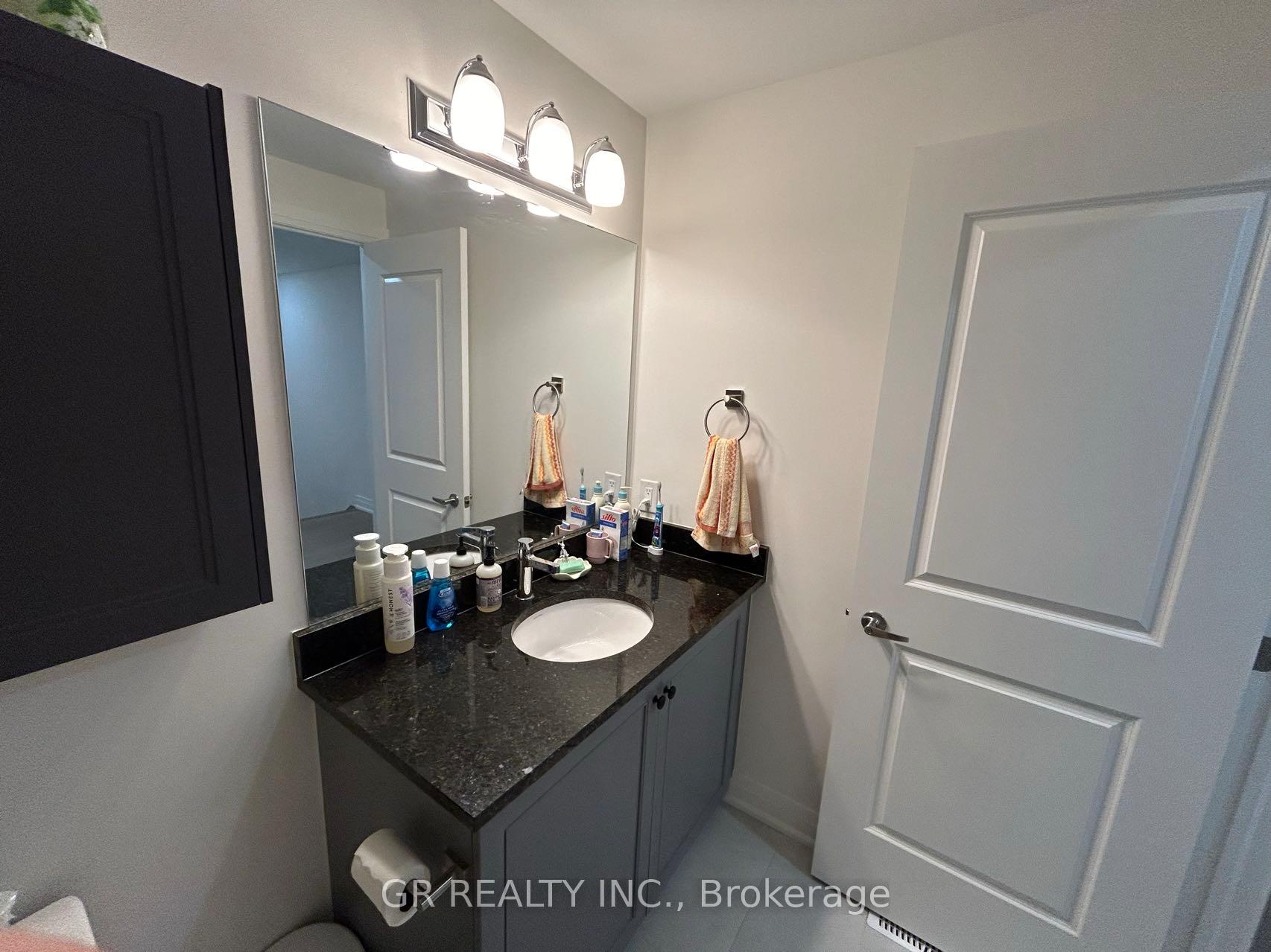 Photo 5 of Unit Room 2, 21 Jack Carson Drive, Markham, Cornell — HOMEH