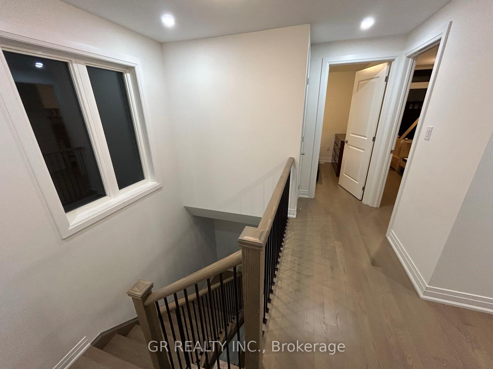 Photo 6 of Unit Room 2, 21 Jack Carson Drive, Markham, Cornell — HOMEH