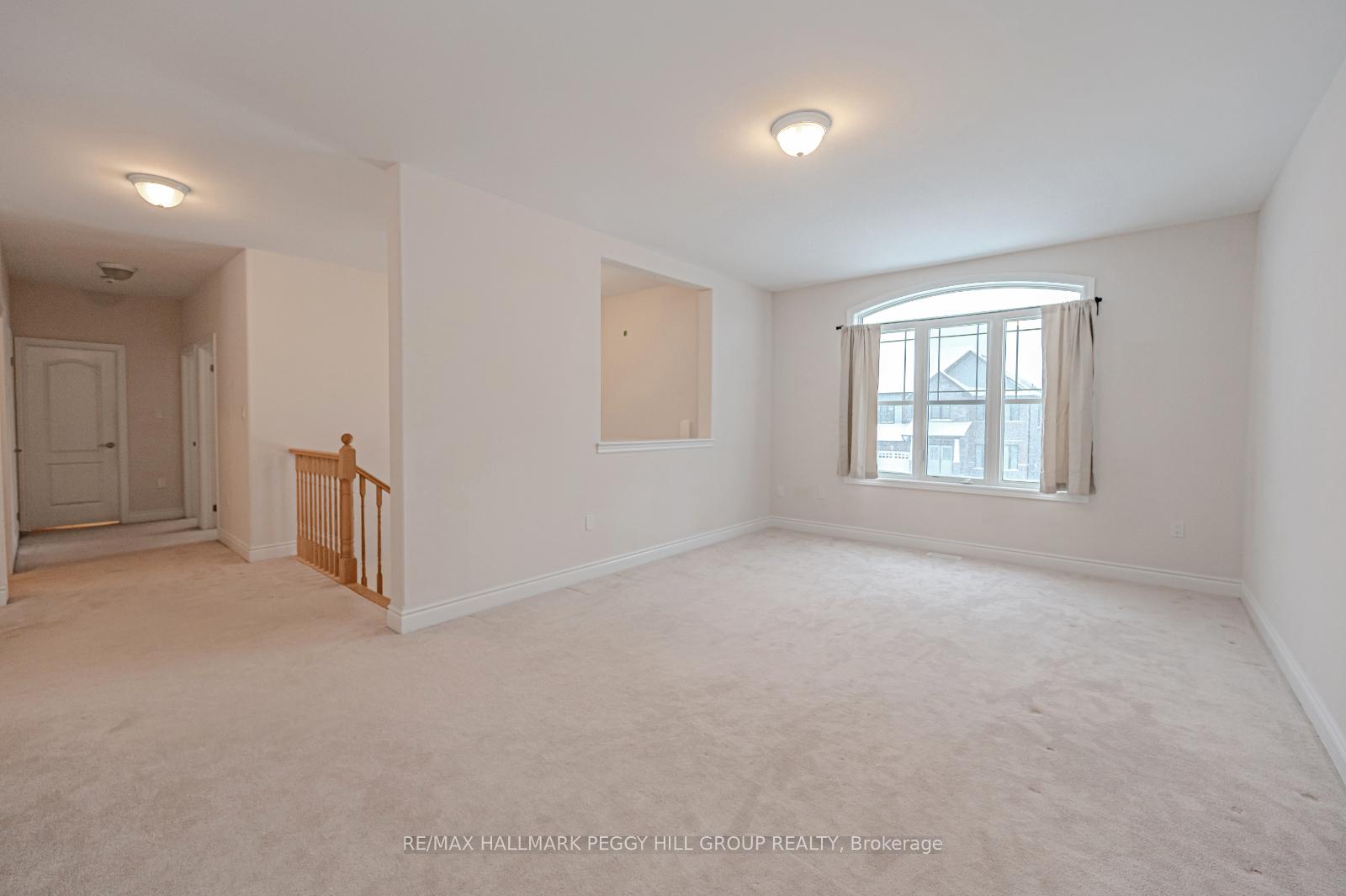 Photo 4 of 3126 Monarch Drive, Orillia — HOMEH
