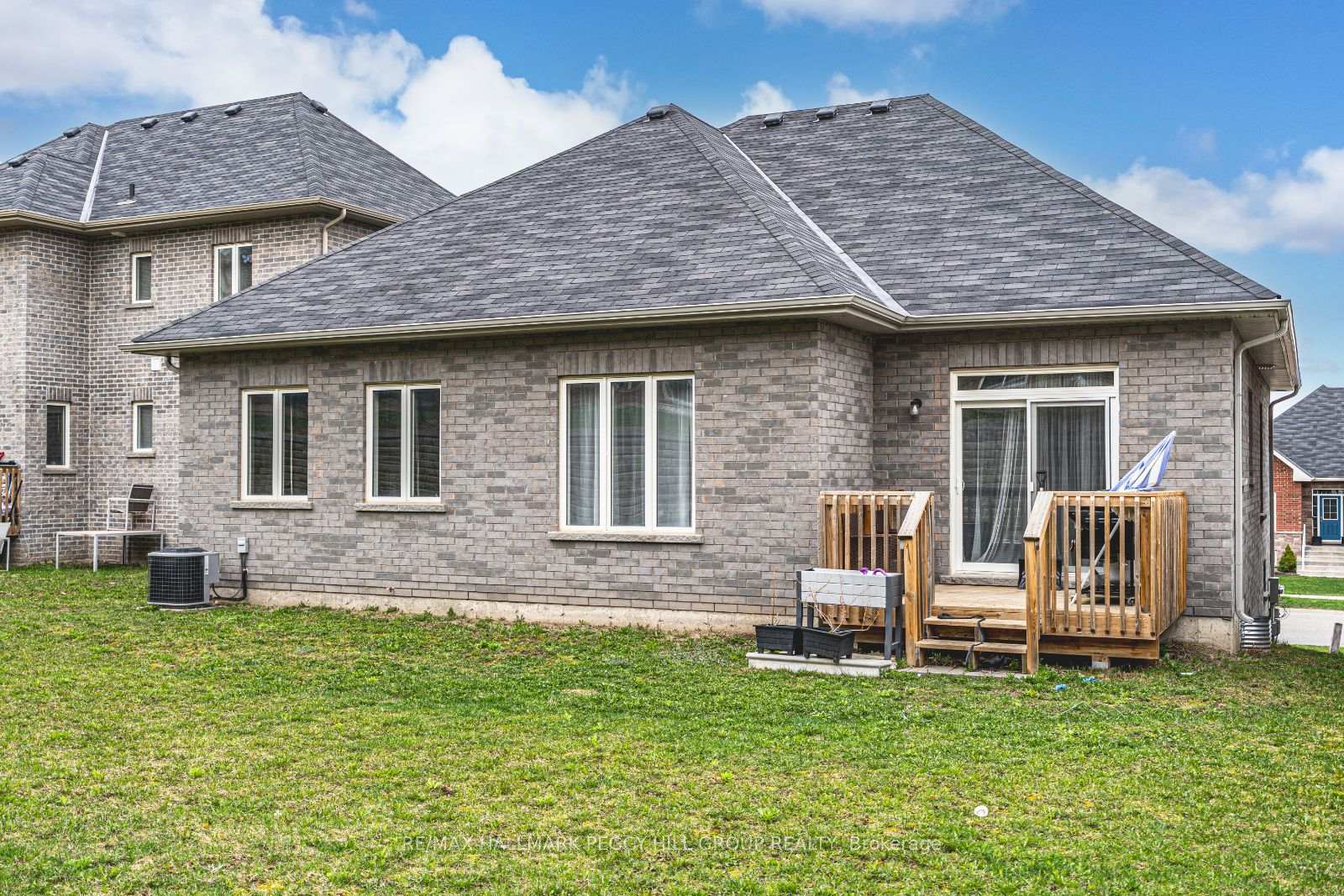 Photo 16 of 3126 Monarch Drive, Orillia — HOMEH
