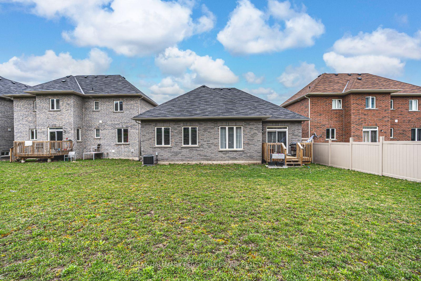 Photo 14 of 3126 Monarch Drive, Orillia — HOMEH