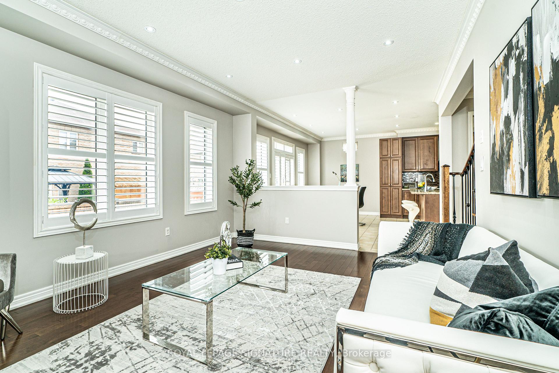 Photo 6 of 4 Ripple Street, Brampton, Sandringham-Wellington — HOMEH