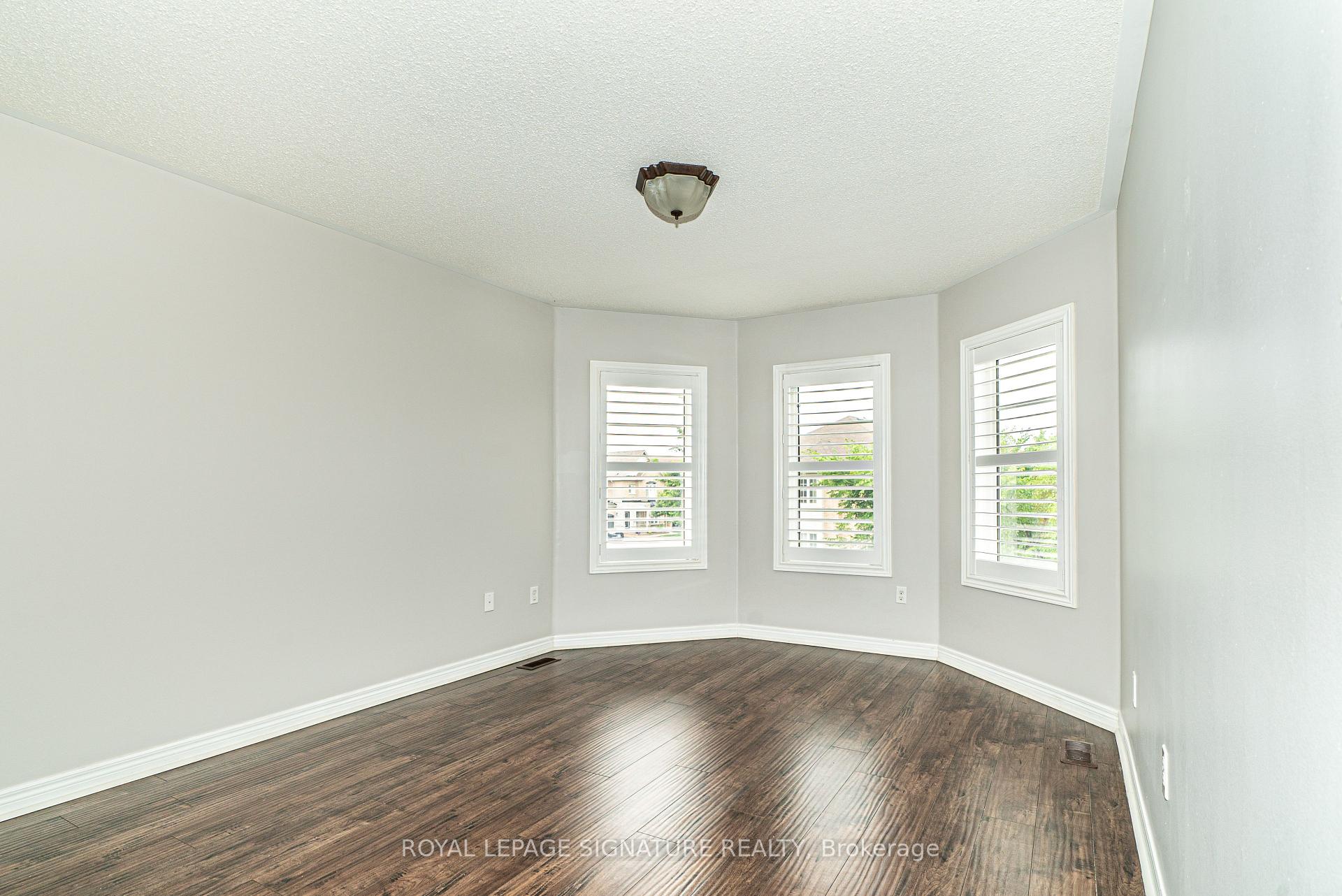 Photo 30 of 4 Ripple Street, Brampton, Sandringham-Wellington — HOMEH