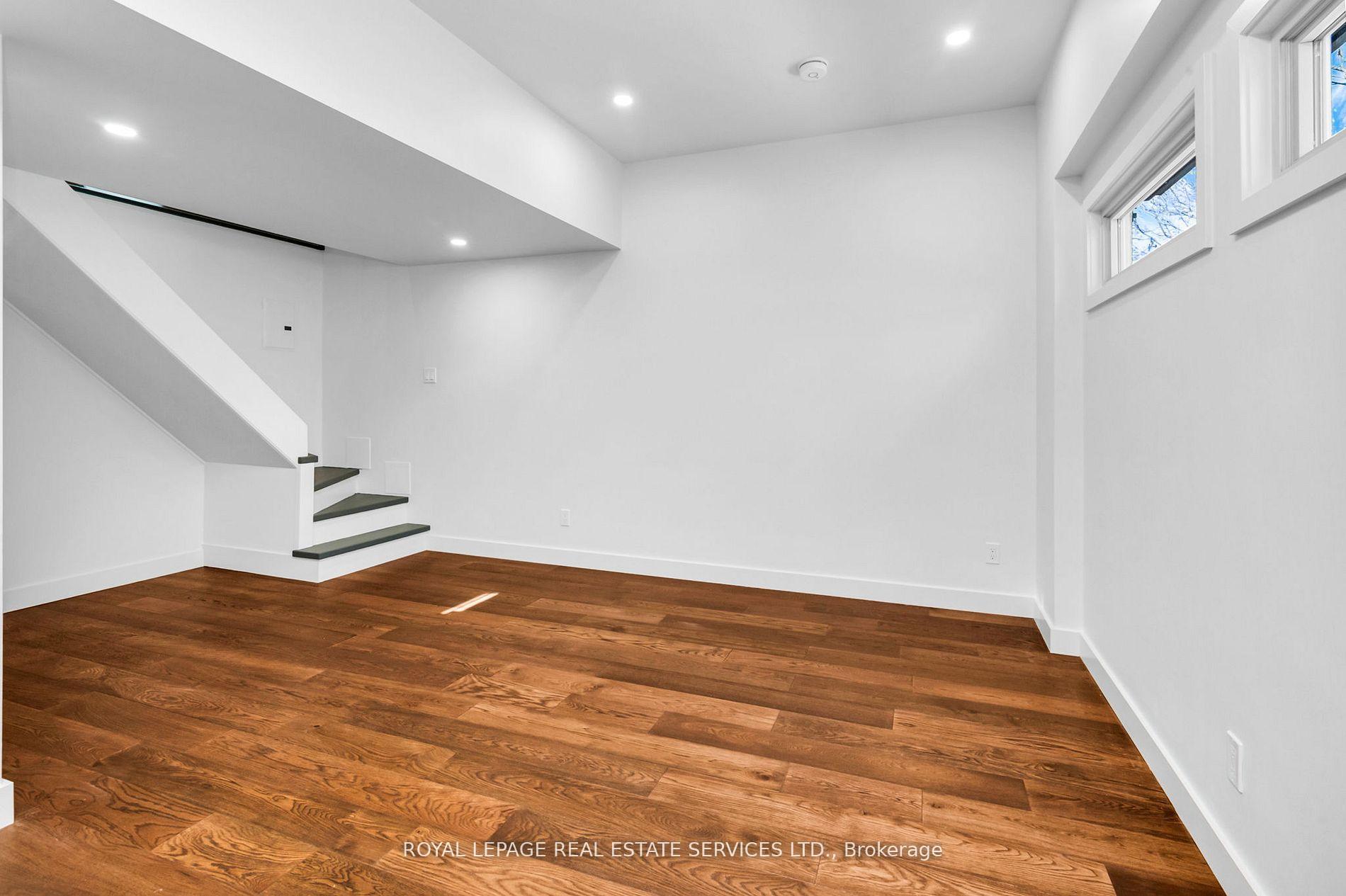 Photo 16 of Unit Coach, 223 Blythwood Road, Toronto, Lawrence Park South — HOMEH