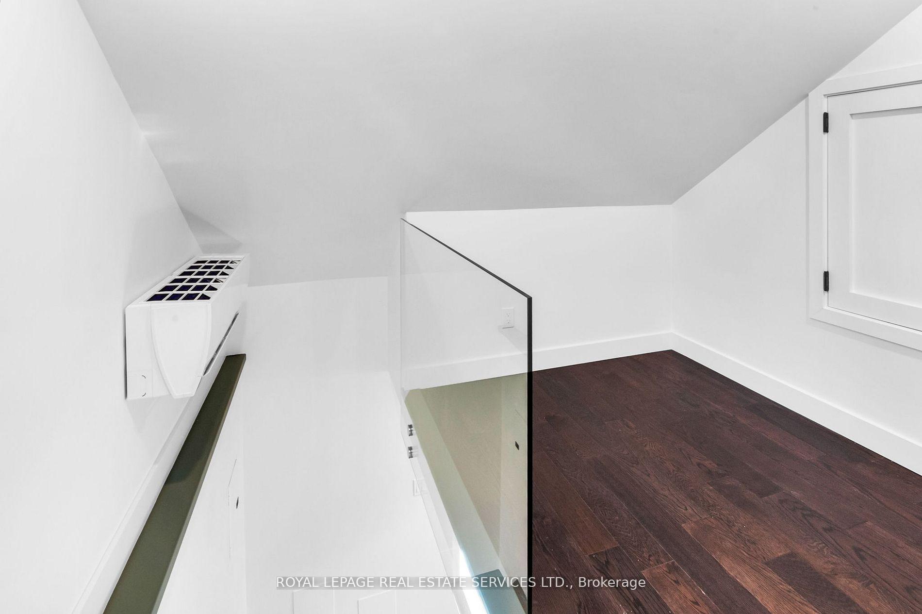 Photo 4 of Unit Coach, 223 Blythwood Road, Toronto, Lawrence Park South — HOMEH