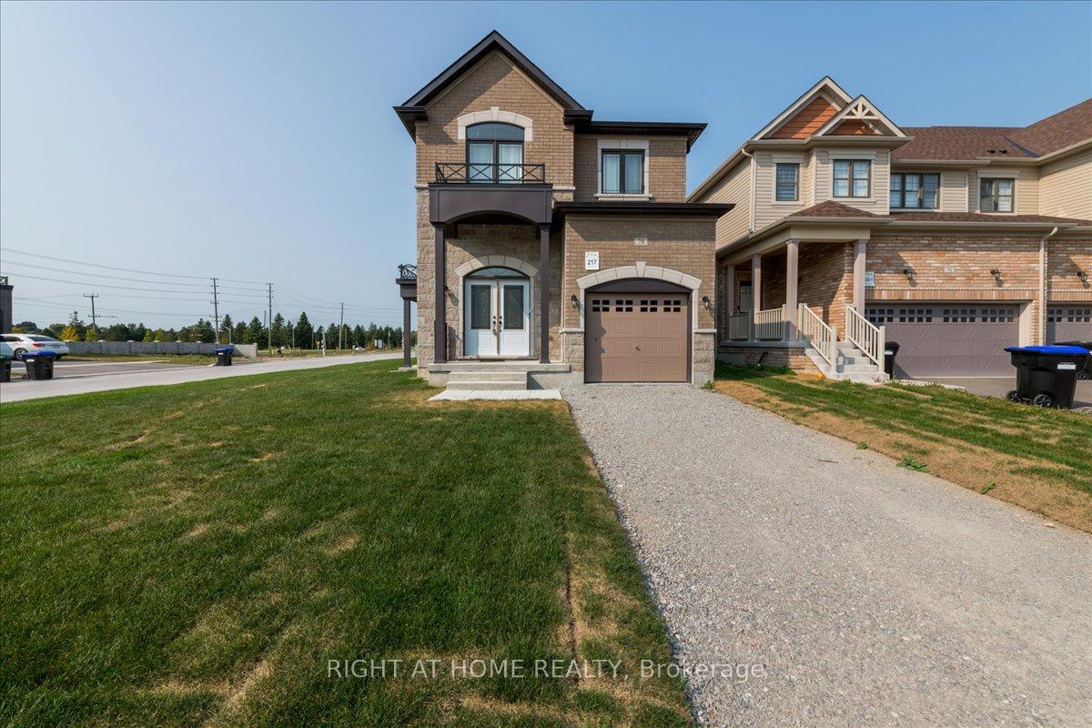 Front of 78 Lorne Thomas Place