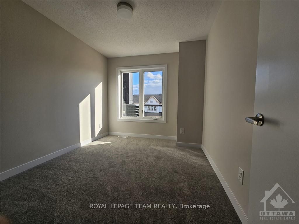 Photo 8 of 191 Beebalm Crescent, Ottawa, Barrhaven - Half Moon Bay — HOMEH