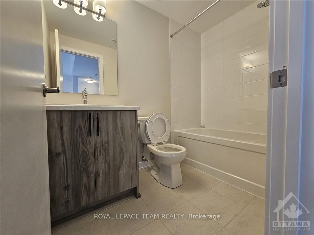 Photo 9 of 191 Beebalm Crescent, Ottawa, Barrhaven - Half Moon Bay — HOMEH