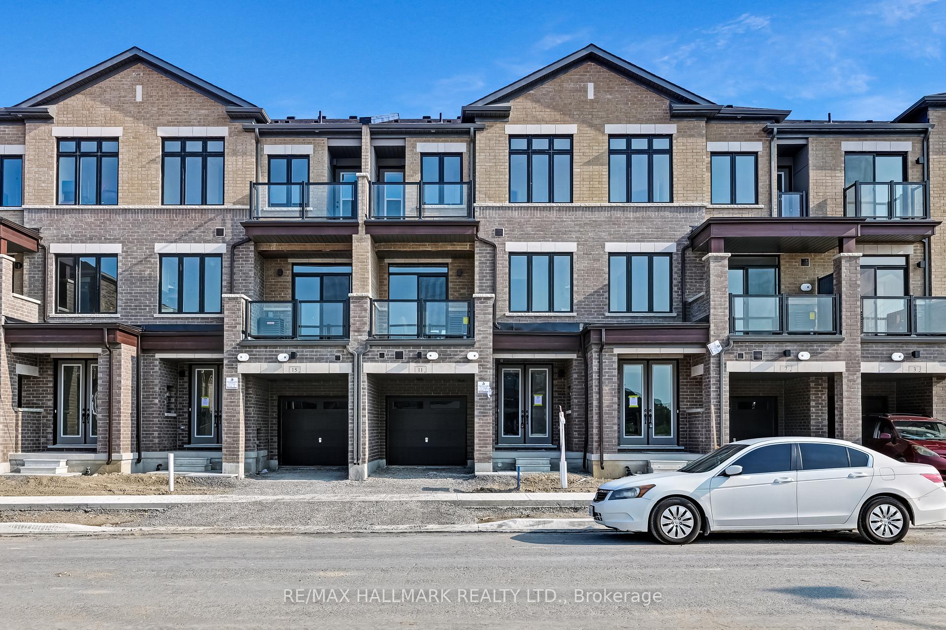 Photo 1 of 11 Tennant Circle, Vaughan, Vellore Village — HOMEH