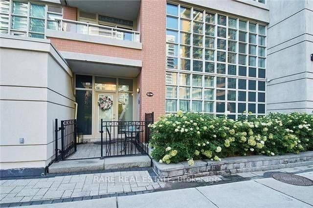 Front of Unit 73, 75 East Liberty Street