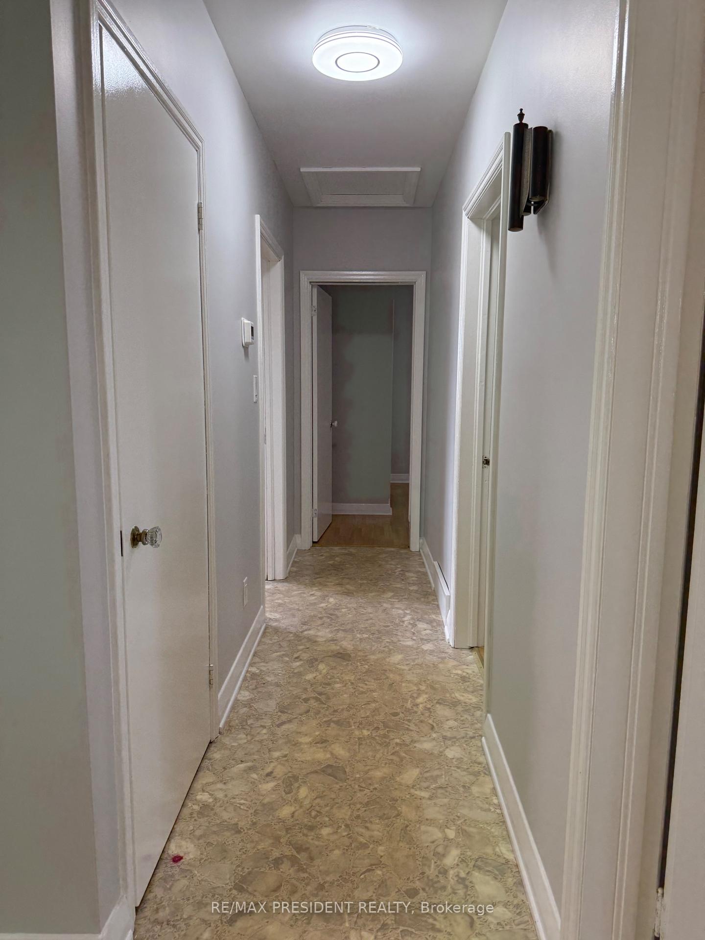 Photo 16 of 115 Golden Boulevard, Welland, Lincoln/Crowland — HOMEH