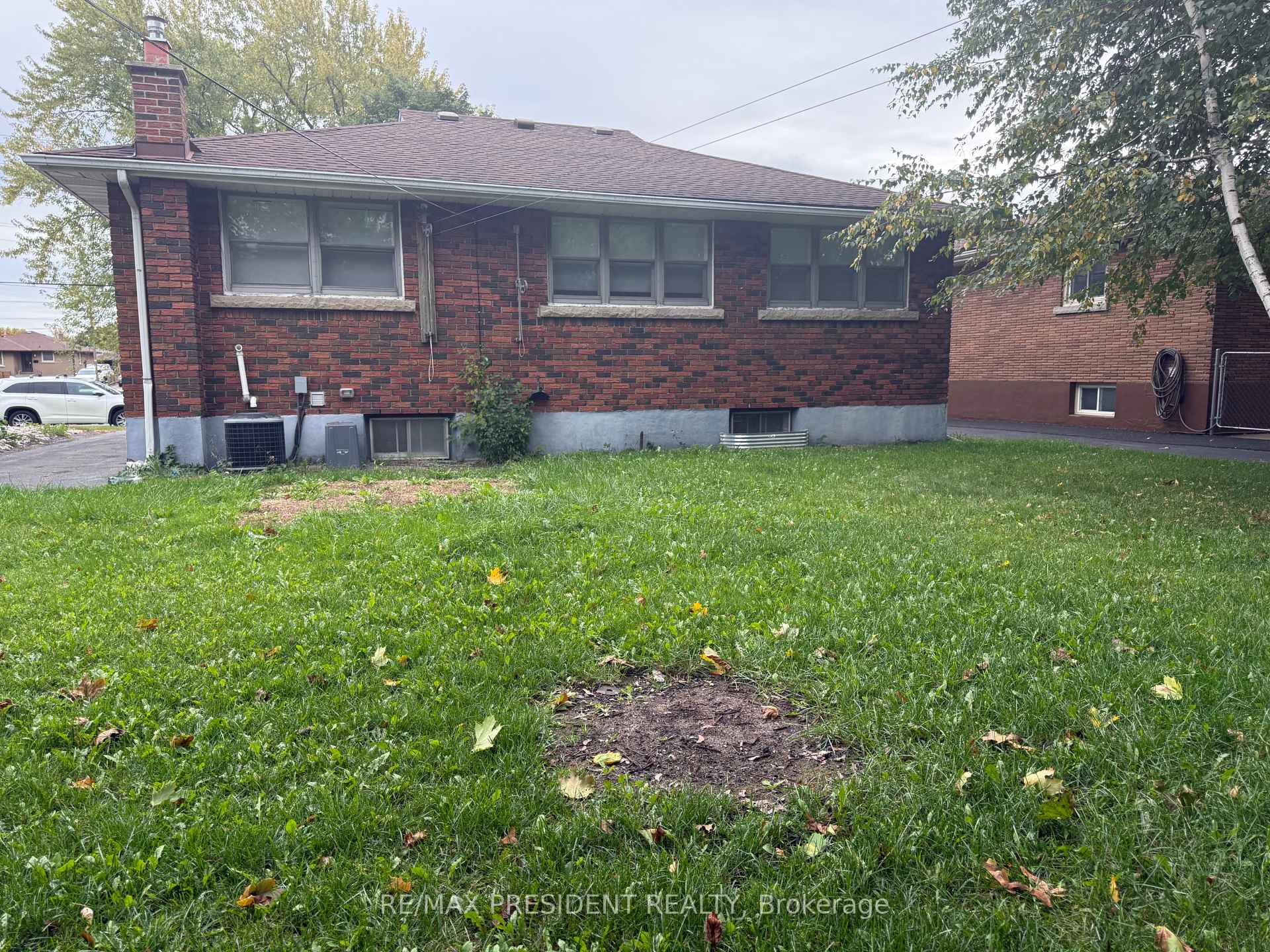 Photo 26 of 115 Golden Boulevard, Welland, Lincoln/Crowland — HOMEH