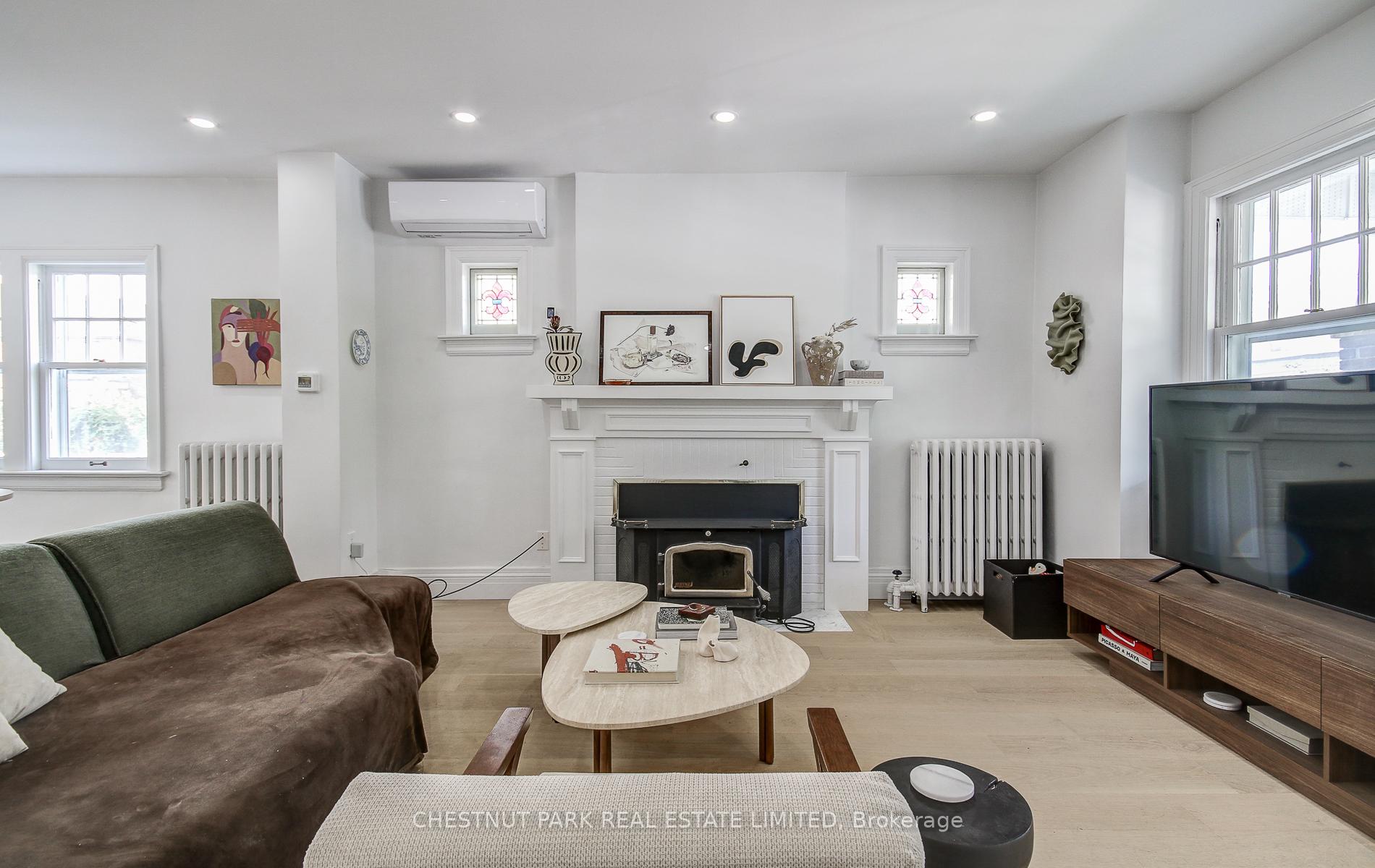 Photo 18 of 136 Donlands Avenue, Toronto, Danforth Village-East York — HOMEH