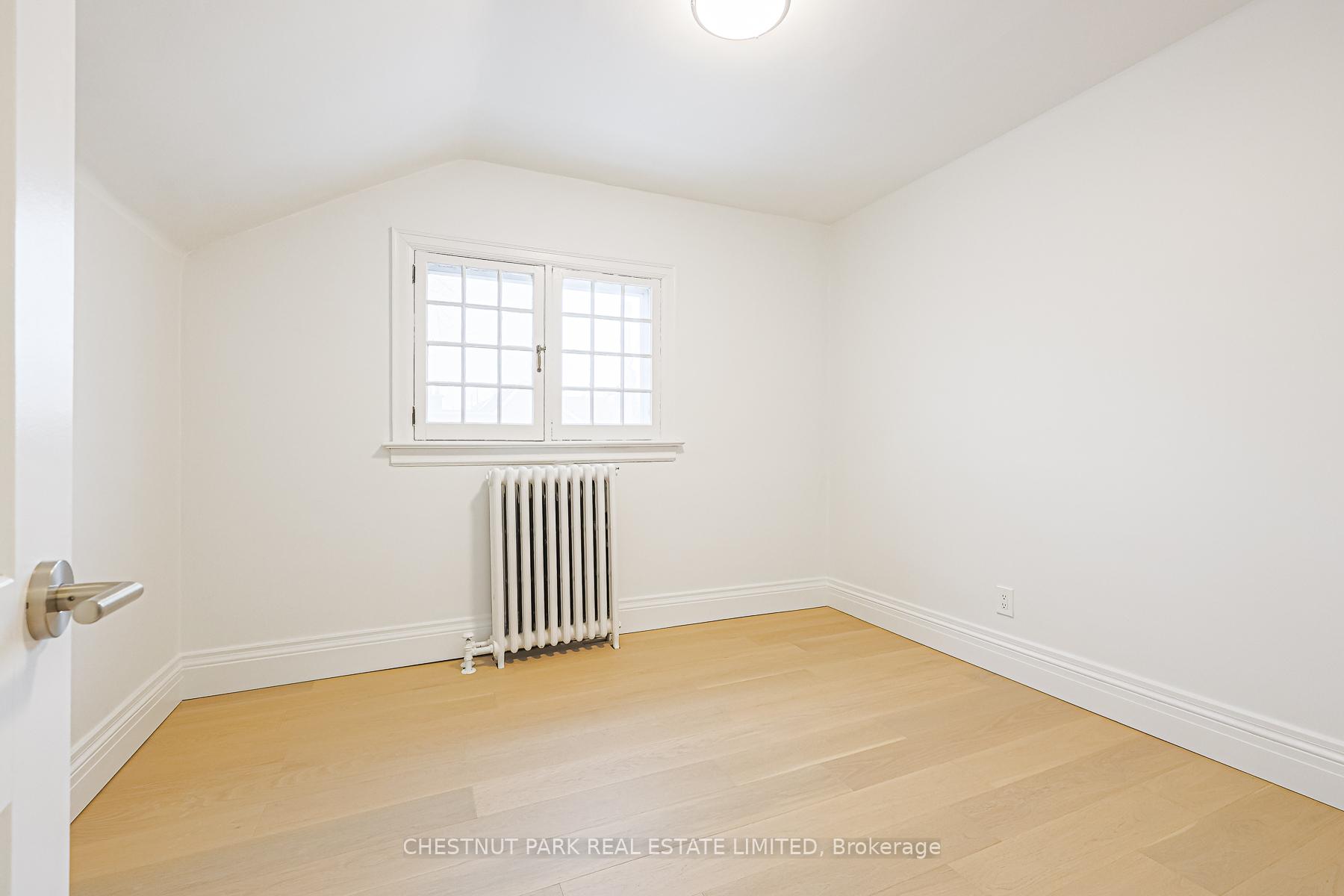Photo 7 of 136 Donlands Avenue, Toronto, Danforth Village-East York — HOMEH