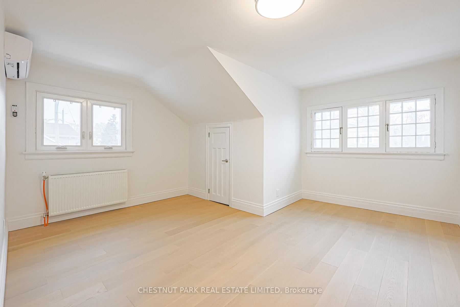 Photo 3 of 136 Donlands Avenue, Toronto, Danforth Village-East York — HOMEH