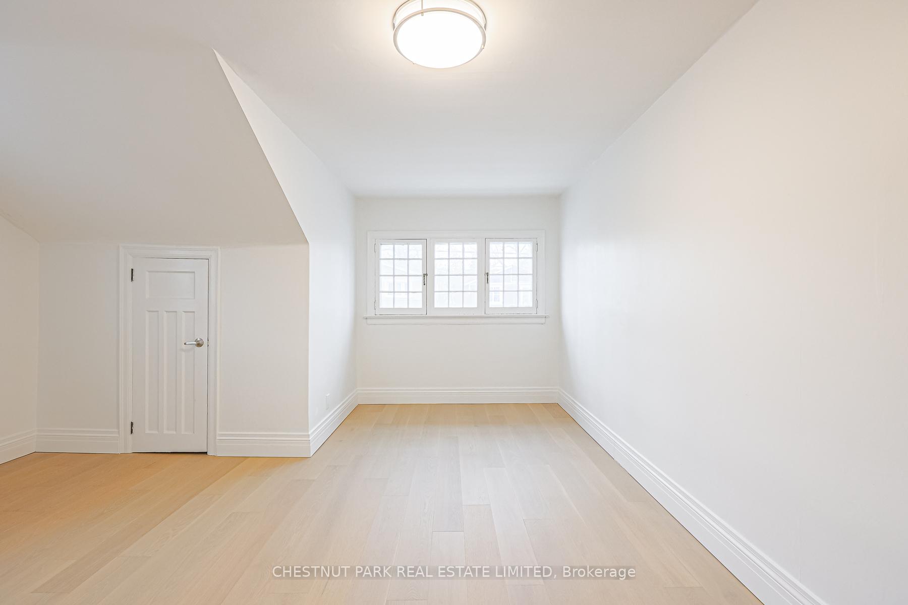 Photo 4 of 136 Donlands Avenue, Toronto, Danforth Village-East York — HOMEH