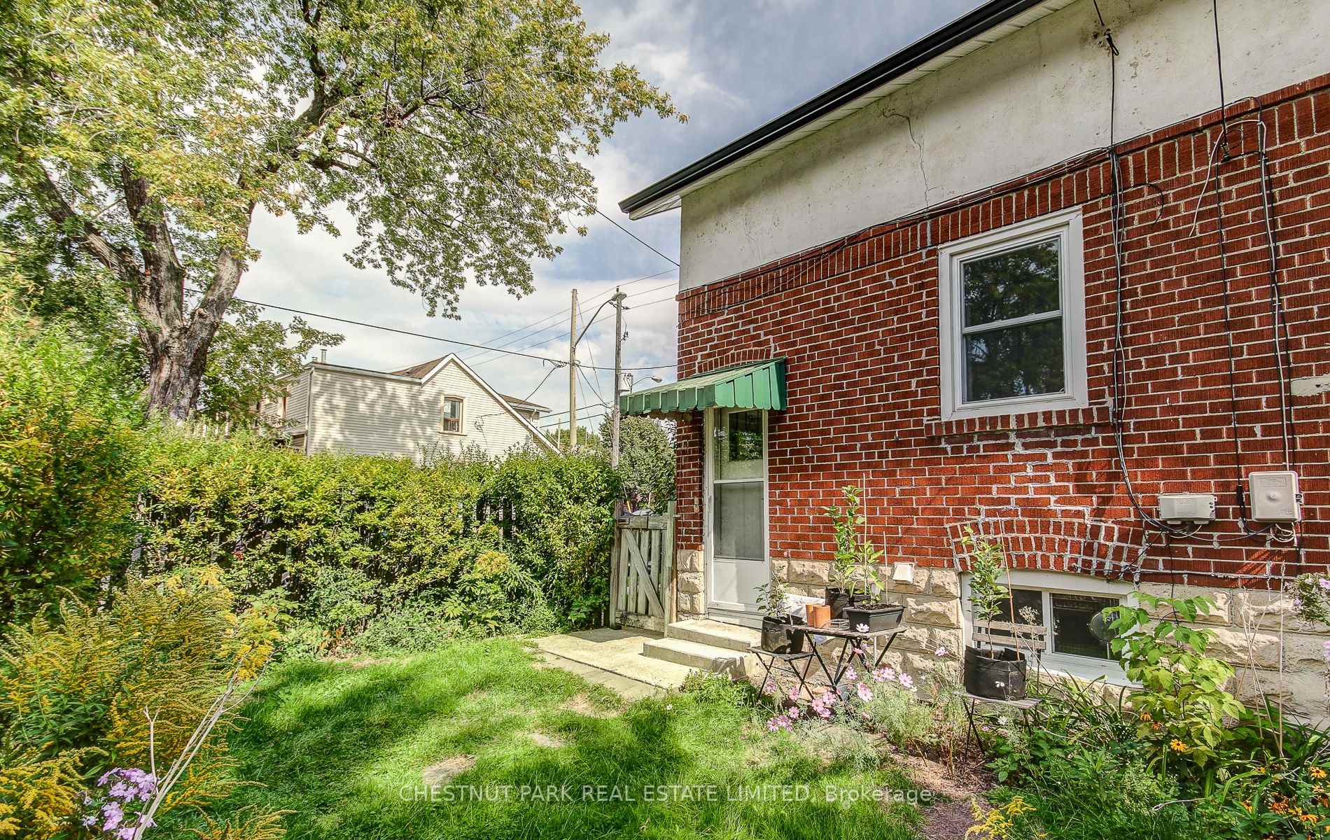 Photo 12 of 136 Donlands Avenue, Toronto, Danforth Village-East York — HOMEH