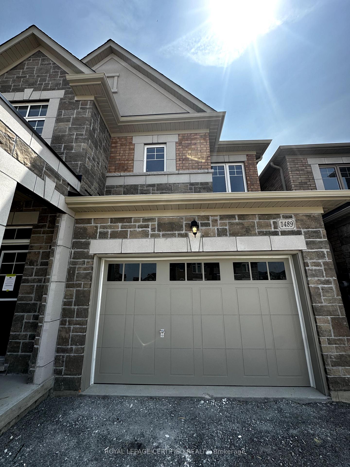 Photo 12 of 1489 Benson Street, Innisfil, Alcona — HOMEH